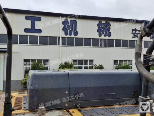 徐工XE490DK履带式挖掘机