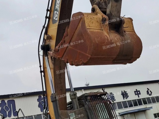 徐工XE490DK履带式挖掘机