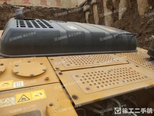 徐工XE215DA履带式挖掘机