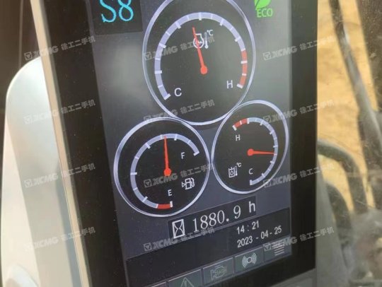 徐工XE215DA履带式挖掘机