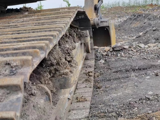 徐工XE200DA履带式挖掘机