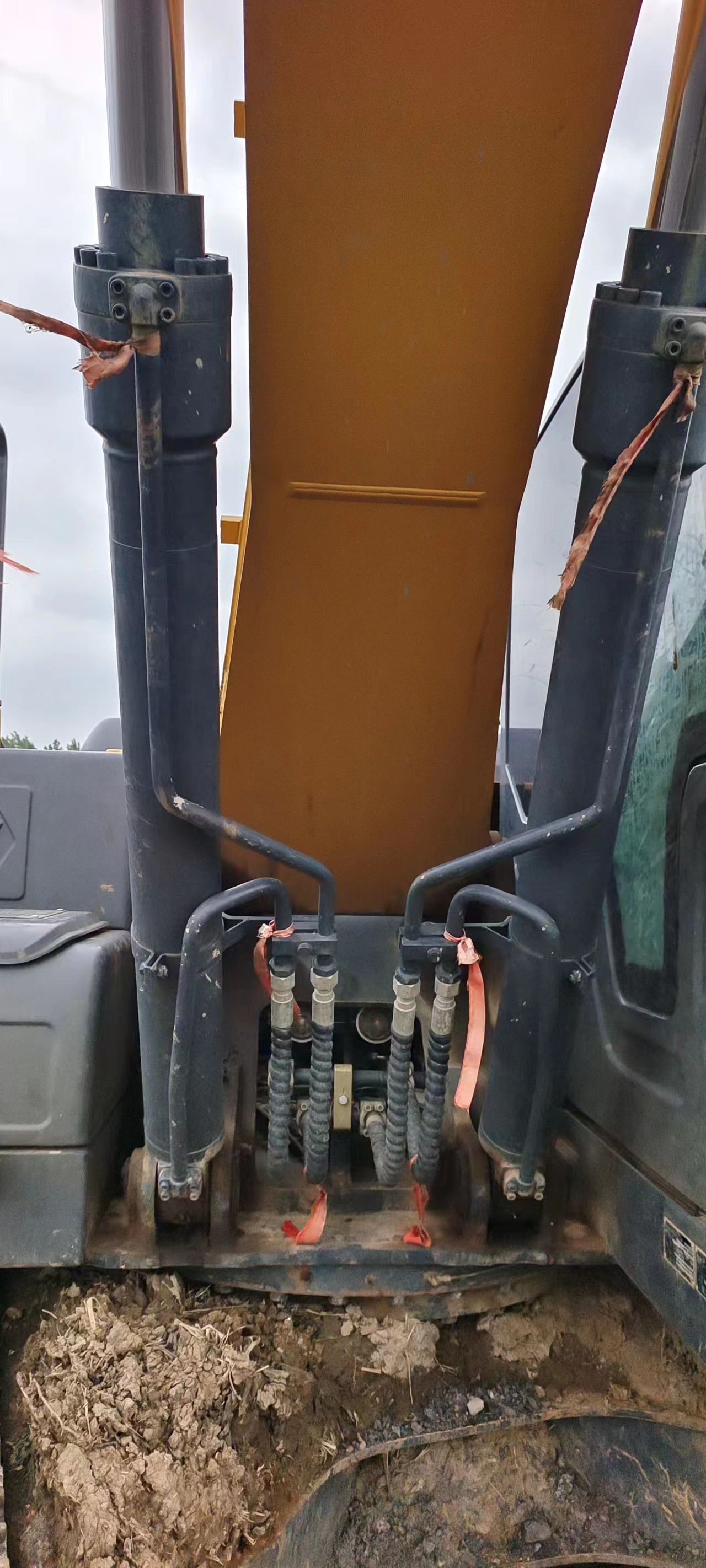 徐工XE200DA履帶式挖掘機