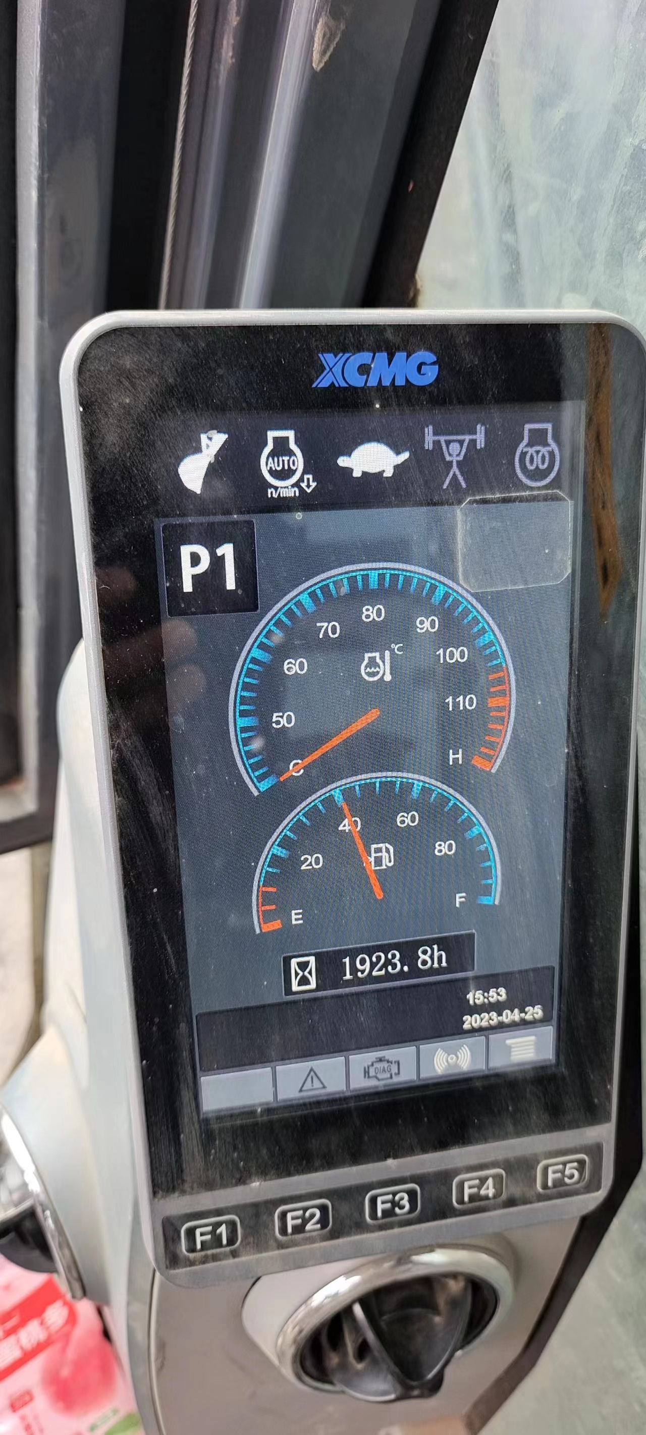 徐工XE200DA履帶式挖掘機
