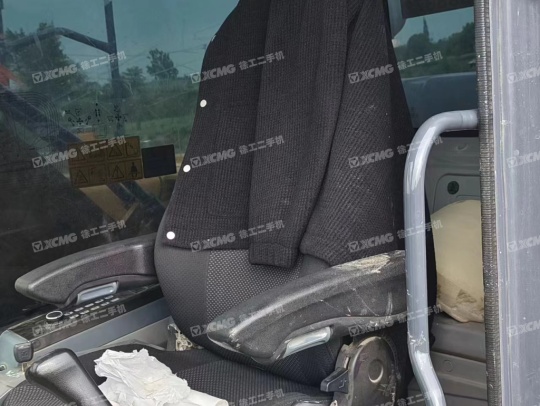 徐工XE200DA履带式挖掘机