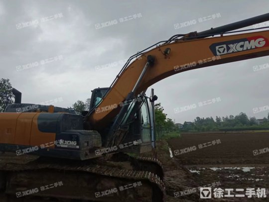 徐工XE200DA履带式挖掘机