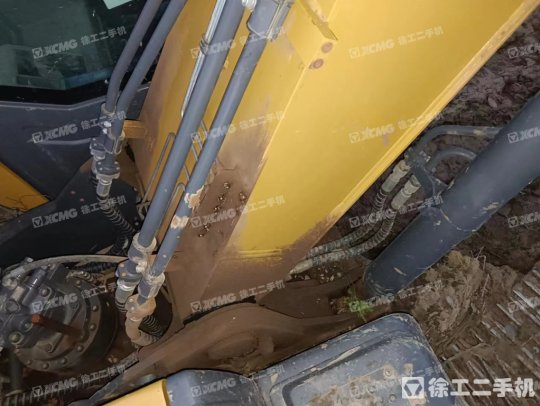 徐工XE200DA履带式挖掘机