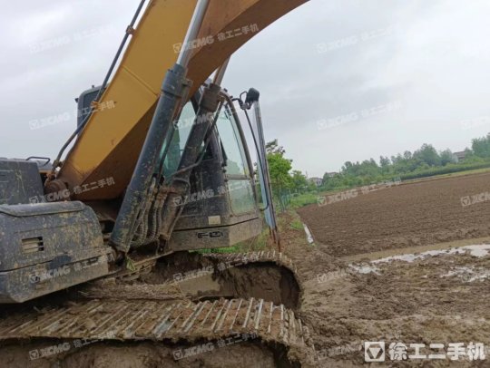 徐工XE200DA履带式挖掘机