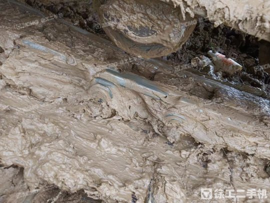 徐工XE200DA履带式挖掘机