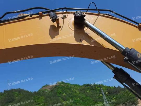 徐工XE200DA履带式挖掘机