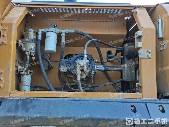 徐工XE380DK履带式挖掘机