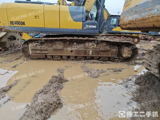 徐工XE370D履带式挖掘机