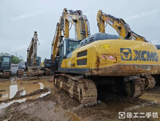 徐工XE370D履带式挖掘机