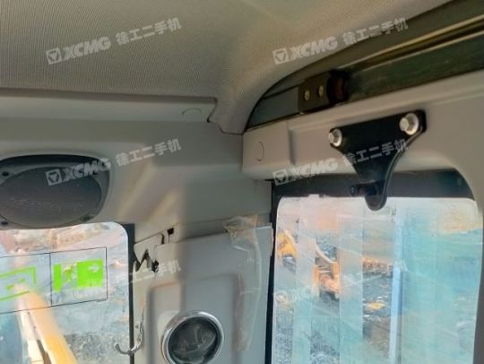 徐工XE370D履带式挖掘机