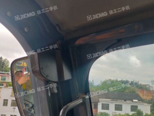 徐工XE370D履带式挖掘机