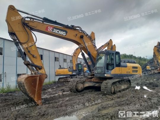 徐工XE370D履带式挖掘机