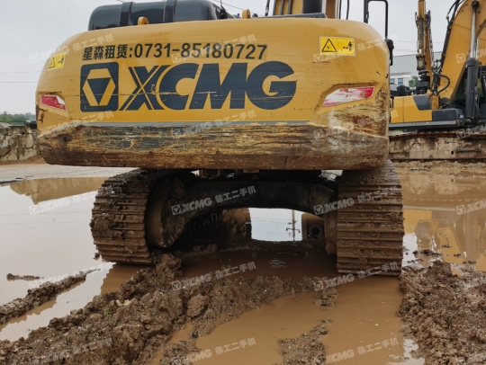 徐工XE370D履带式挖掘机