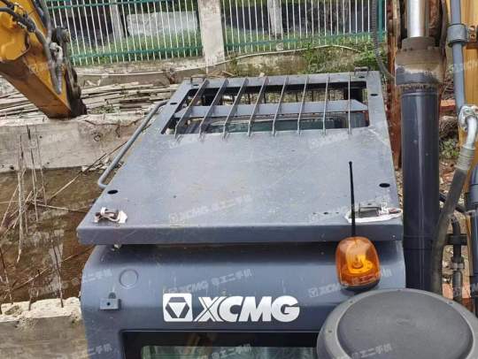 徐工XE490DK履带式挖掘机