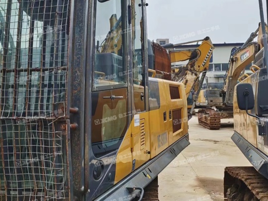 徐工XE490DK履带式挖掘机