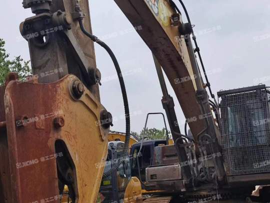 徐工XE490DK履带式挖掘机