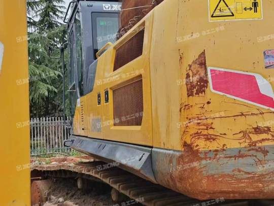 徐工XE490DK履带式挖掘机