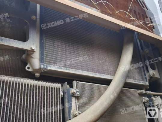 徐工XE490DK履带式挖掘机