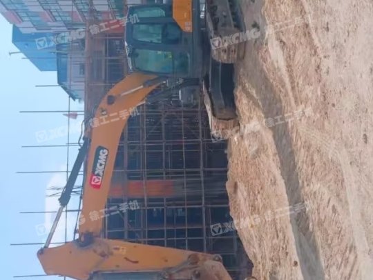 徐工XE200DA履带式挖掘机