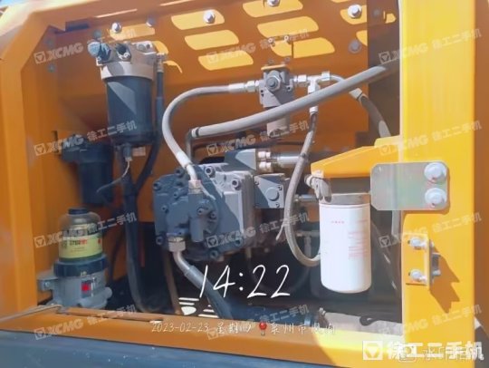 徐工XE200DA履带式挖掘机