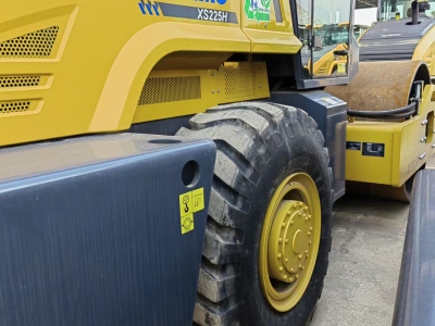 徐工XS225H单钢轮压路机