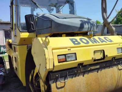 宝马格BW203AD-4 双钢轮压路机