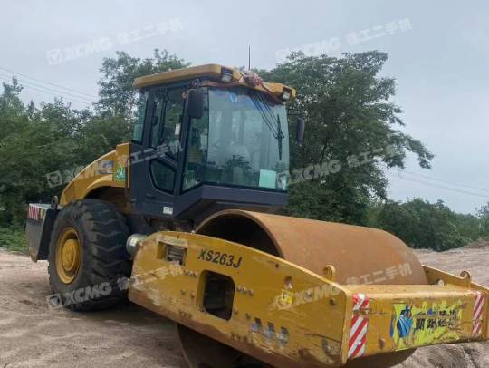 徐工XS263J单钢轮压路机