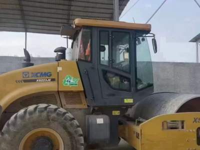 徐工XS223JE单钢轮压路机