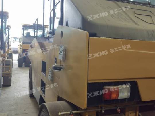 徐工XP303K轮胎压路机(30吨胶轮)