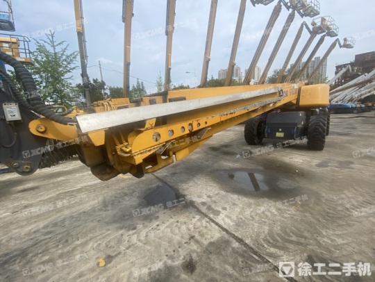 徐工GTBZ38S直臂式高空作業車