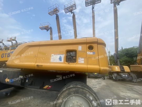 徐工GTBZ38S直臂式高空作業車