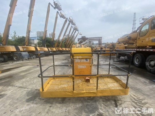 徐工GTBZ38S直臂式高空作業車