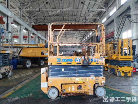 徐工GTBZ18A1曲臂式高空作业平台