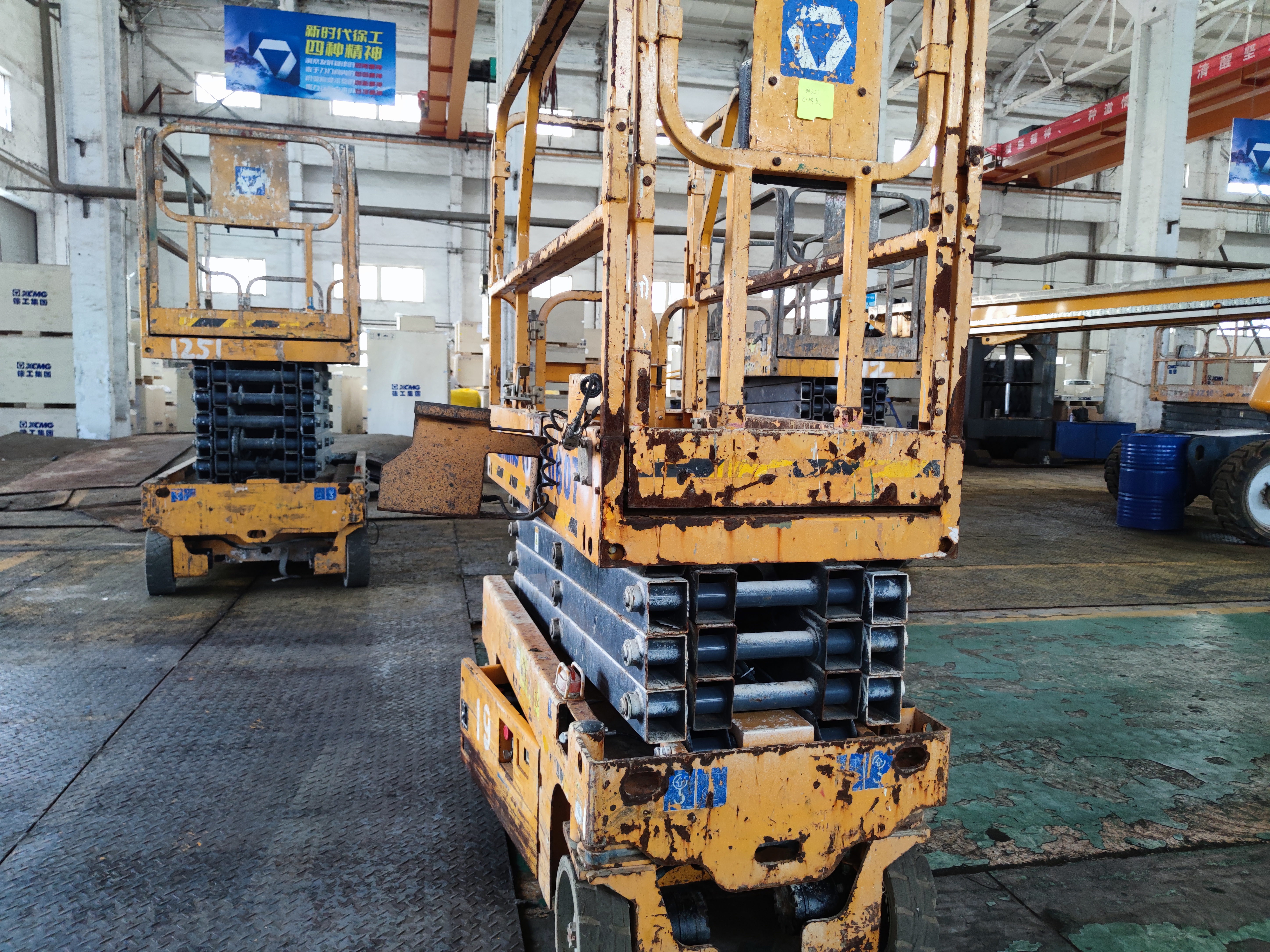 徐工GTBZ18A1曲臂式高空作业平台