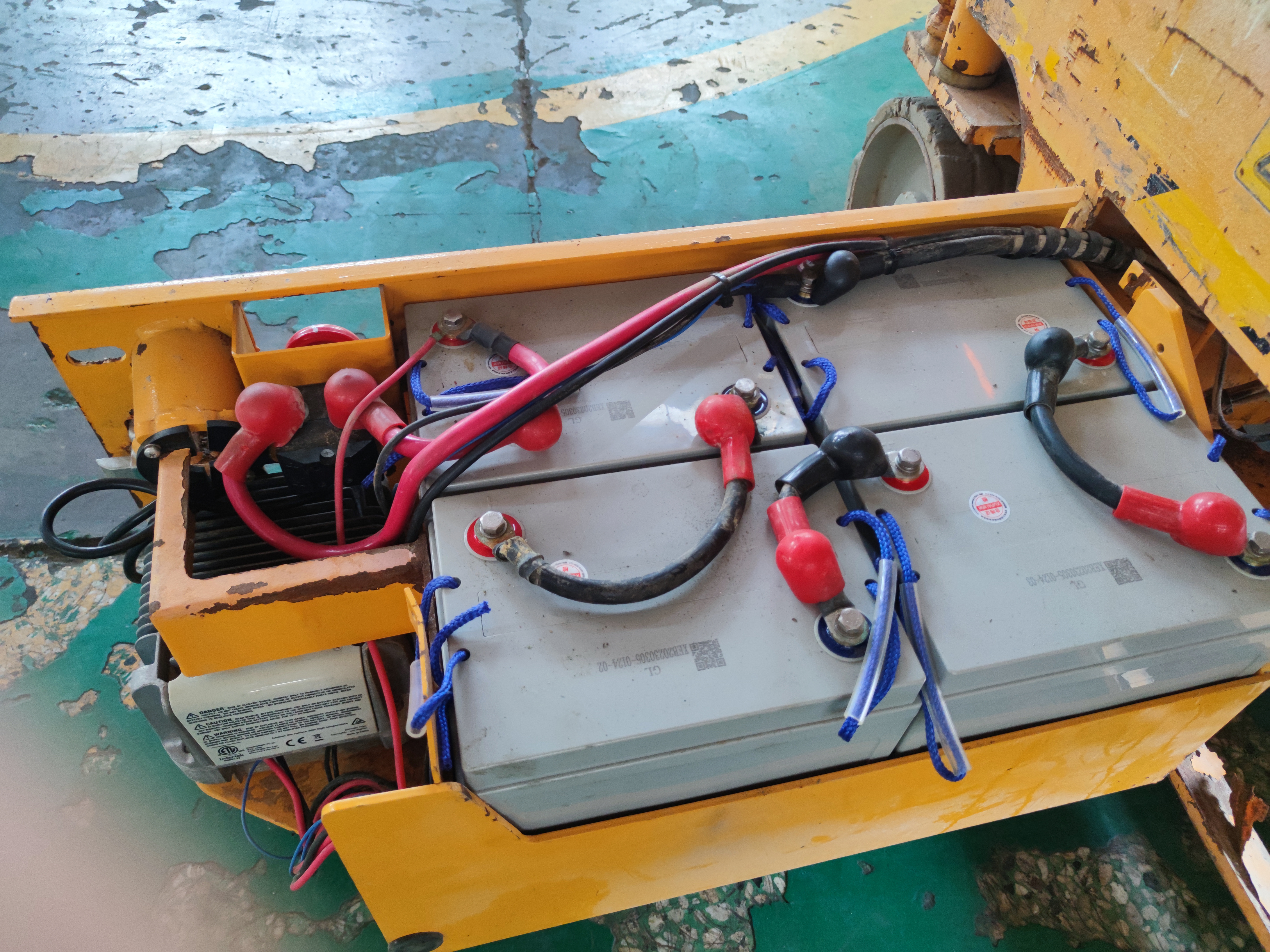 徐工GTBZ18A1曲臂式高空作业平台