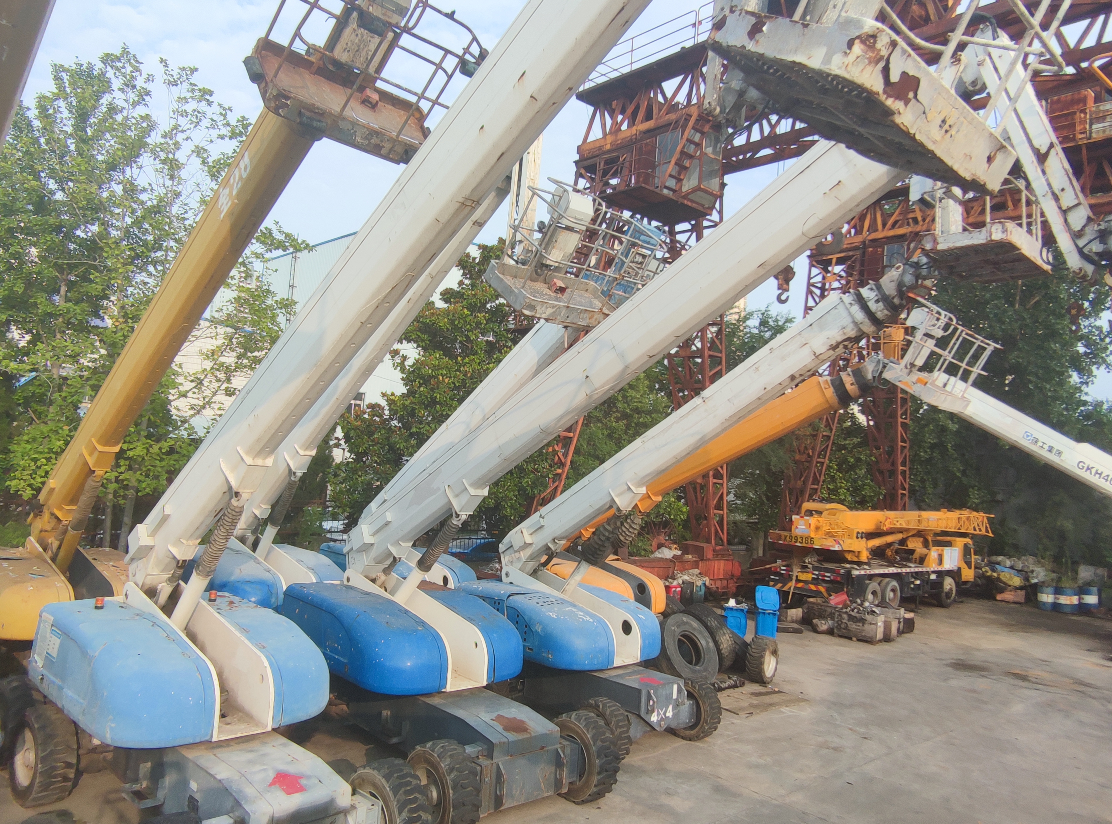 徐工GKS22直臂式高空作业车