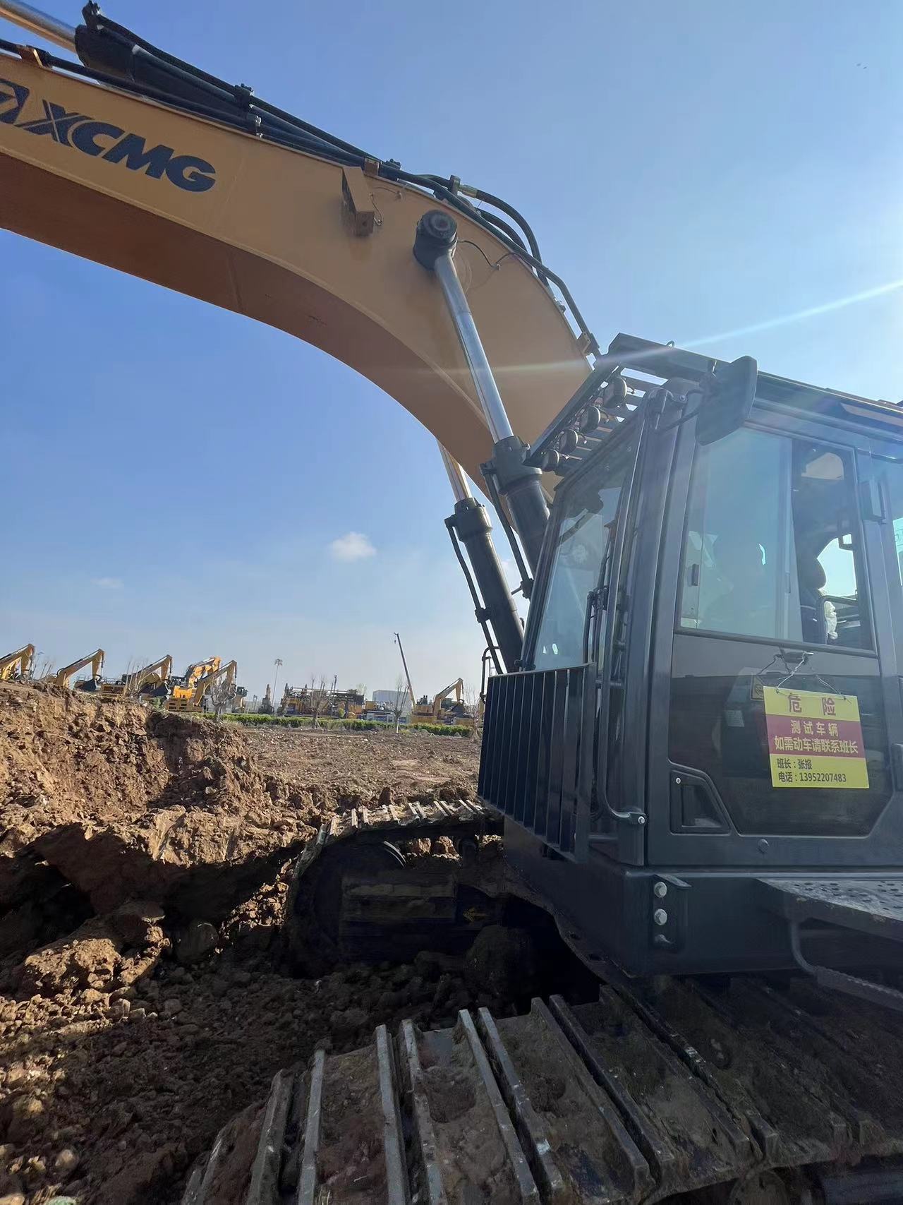 徐工XE800GA履带式挖掘机