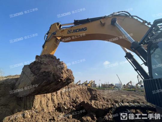 徐工XE800GA履带式挖掘机