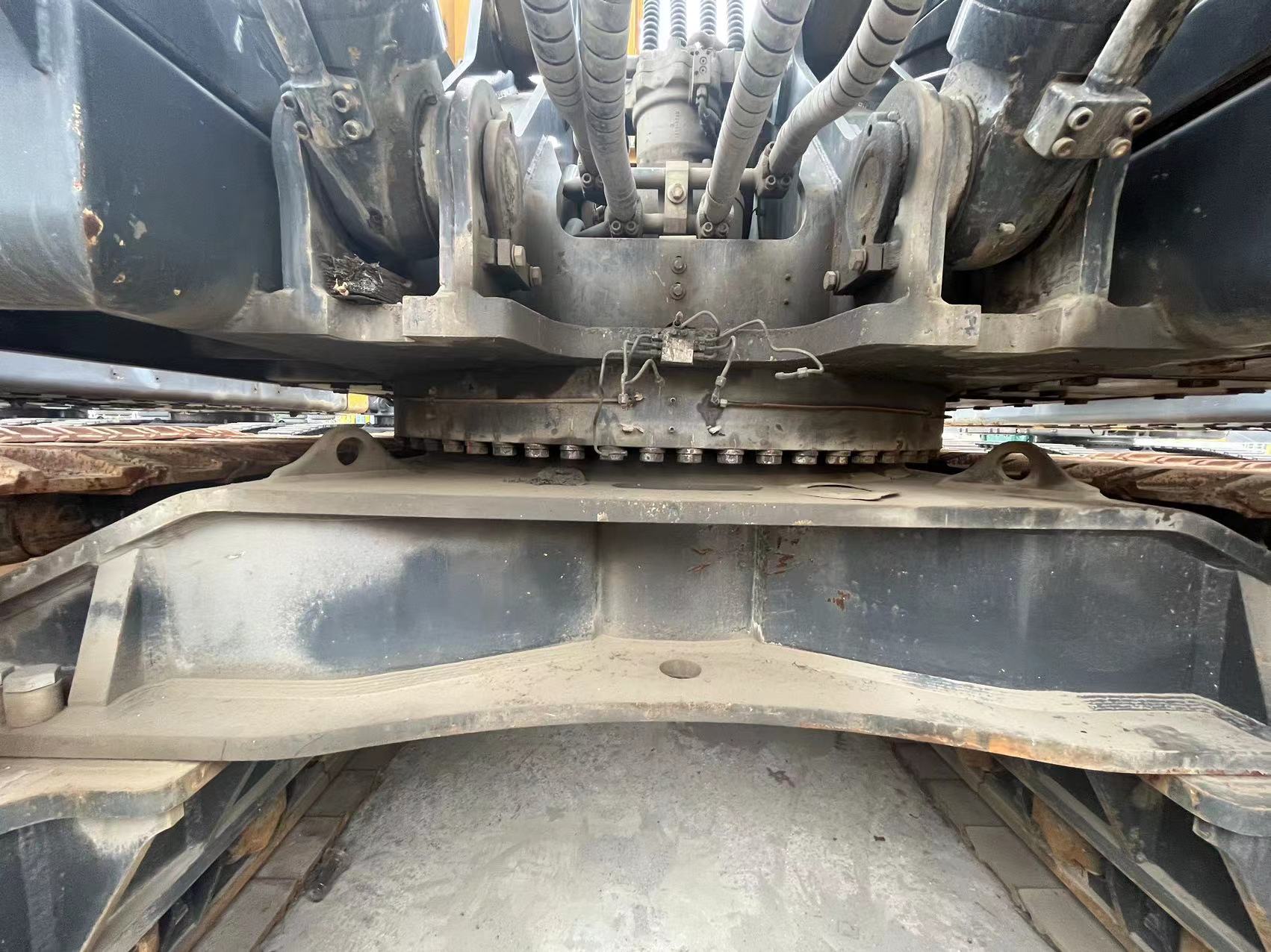 徐工XE900C履带式挖掘机