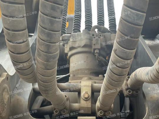 徐工XE900C履带式挖掘机