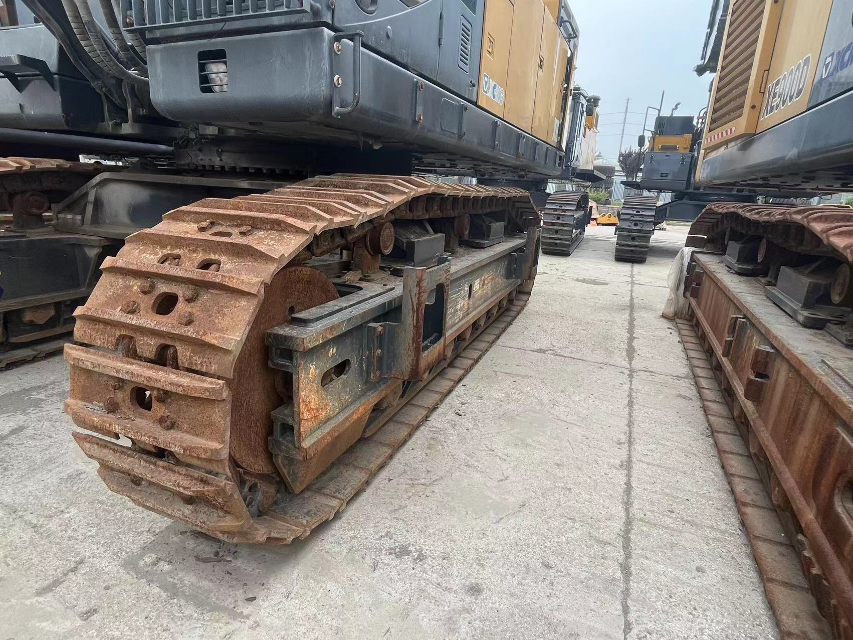 徐工XE900C履带式挖掘机