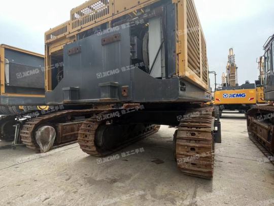 徐工XE900C履带式挖掘机