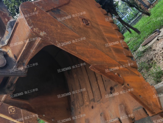 徐工XE690DK履带式挖掘机