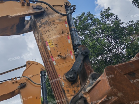 徐工XE690DK履带式挖掘机