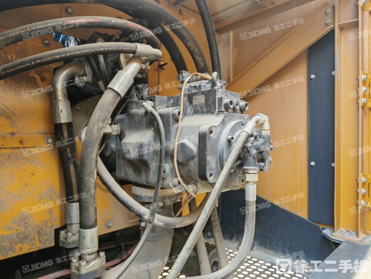 徐工XE690DK履带式挖掘机