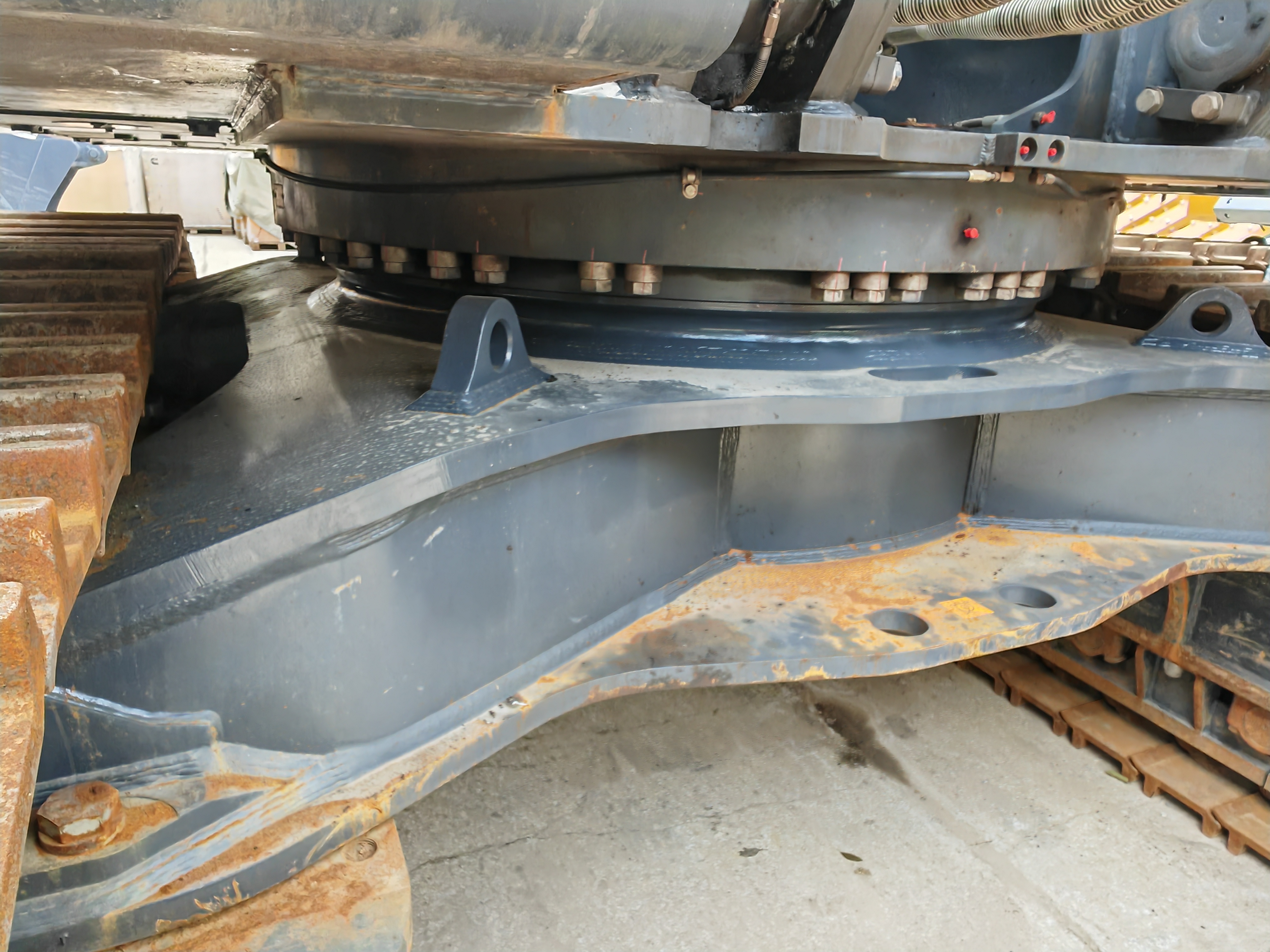 徐工XE690DK履带式挖掘机