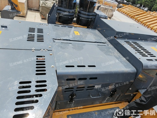 徐工XE690DK履带式挖掘机